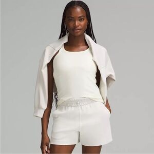 Lululemon Softstreme High-Rise Short 4" in Bone